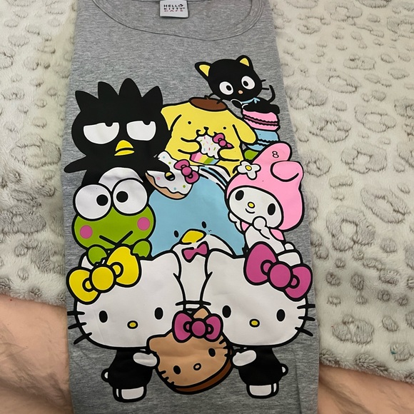 Hello kitty cafe truck brand new from 2017 - Picture 10 of 12